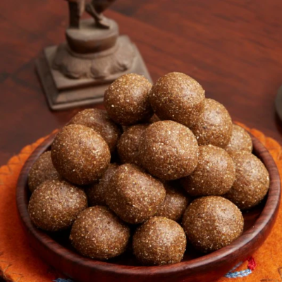 PEARL MILLET LADDU (PLAM JAGGERY)